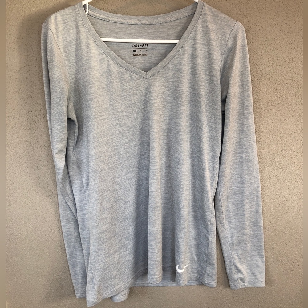 Nike Dri-Fit Long Sleeve Shirt